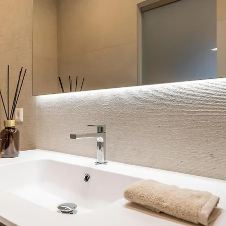Apartment Villa Come