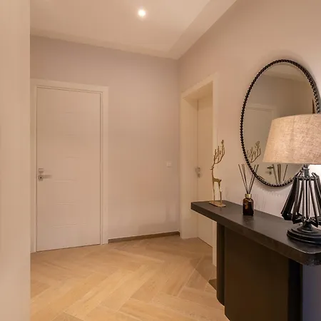 Apartment Villa Come